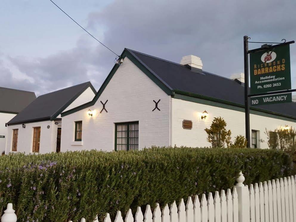 Richmond Barracks Hotell Eksteriør bilde